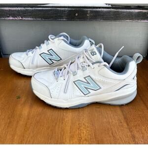 New Balance 608 White Blue Leather Walking Shoes Comfort Trainer Size 9.5
